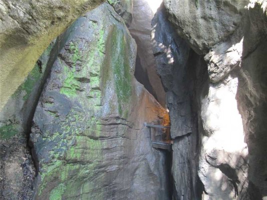 The incredilbe gorges near Lake Tenno