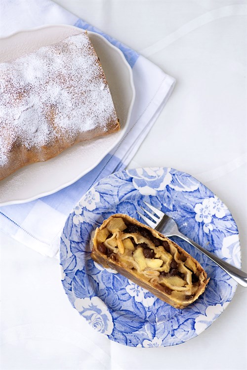 Apple -Strudel -Recipe -16 (2)