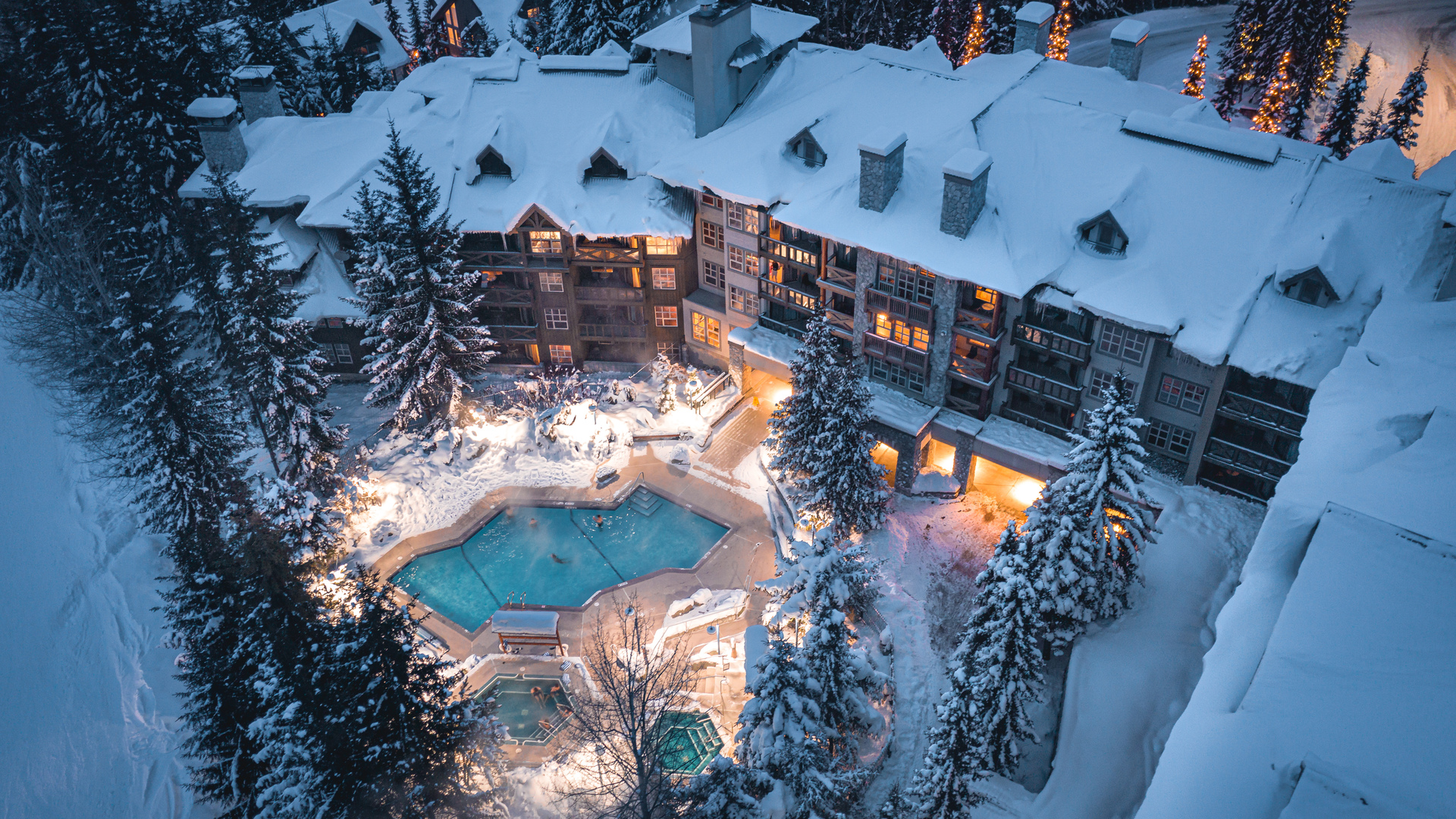 Blackcomb Springs Suites Whistler Exterior
