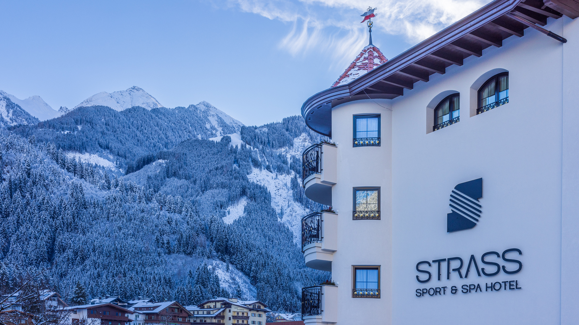 Sporthotel Strass Mayrhofen Exterior