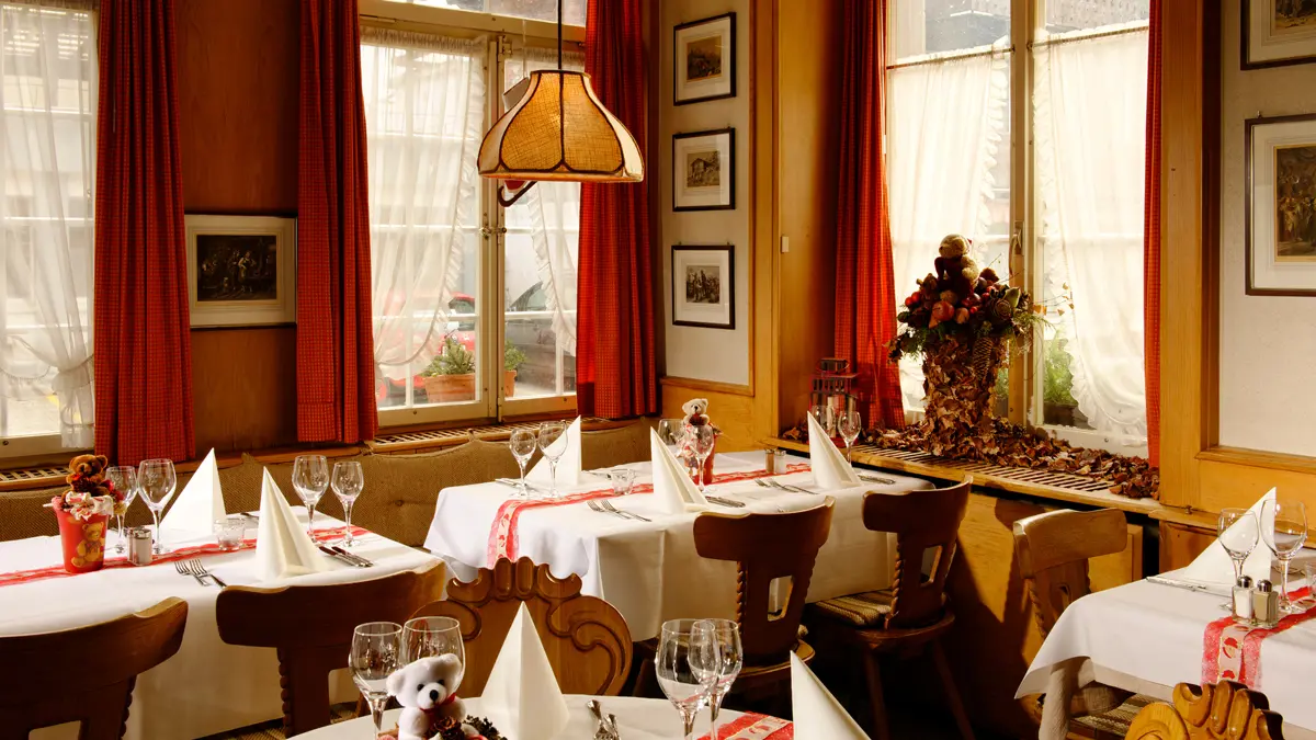 Hotel Baren Wilderswil Dining Room