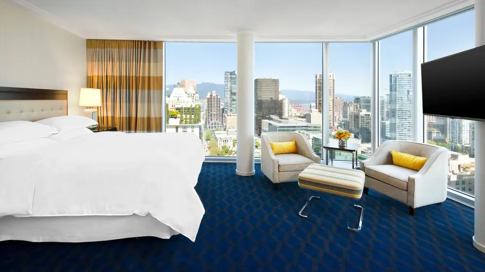Sheraton Wall Centre Hotel Vancouver High Floor Room [2]
