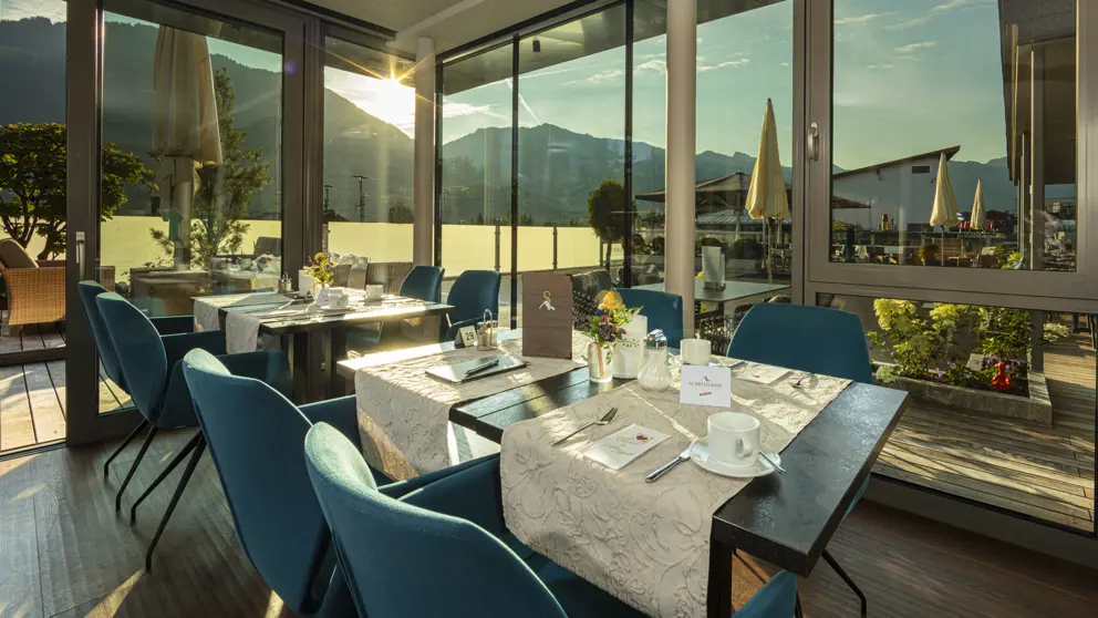 Aktivhotel Schweizerhof Kitzbuhel Dining Area Copyright Martin Raffeiner [7]