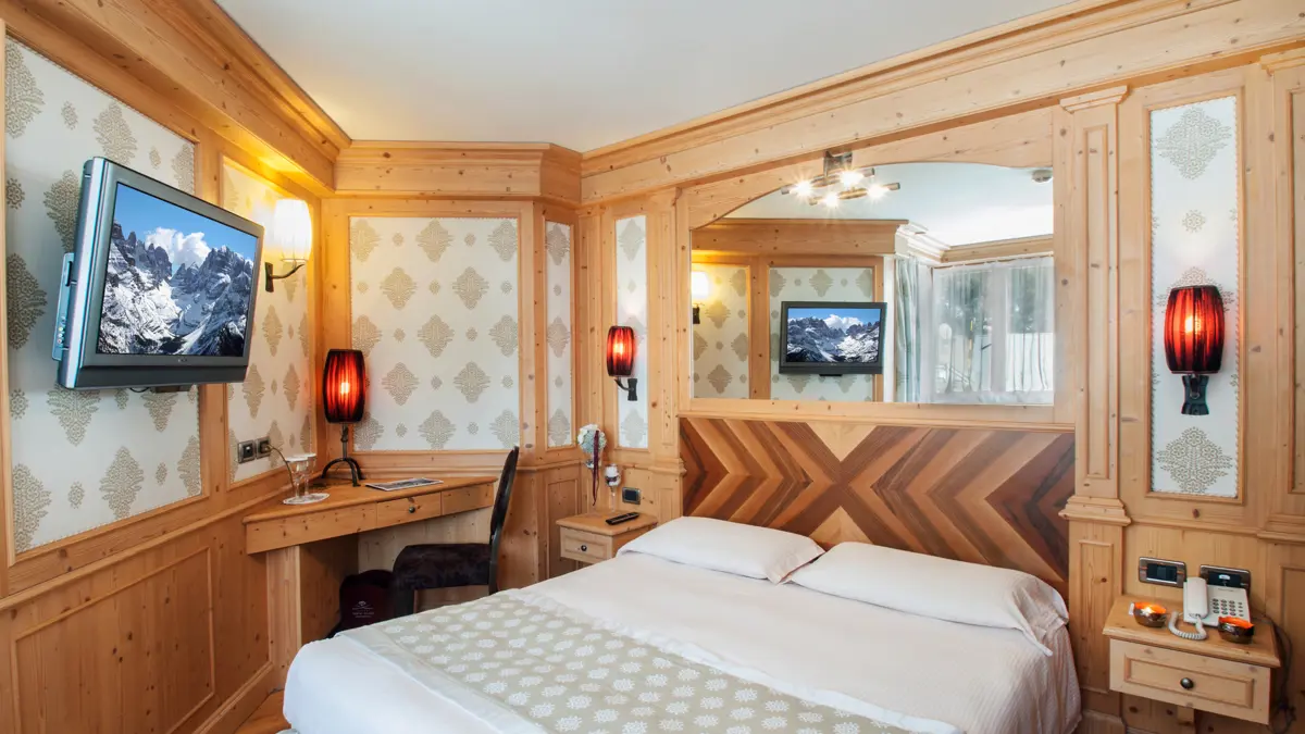 Inghams Italy Dolomites Madonna Di Campiglio Hotel Cristal Palace Classic Bedroom