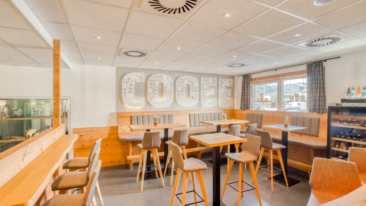COOEE Alpin Kitzbühel Bar