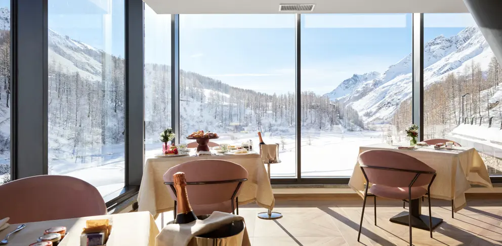 Italy Aosta Valley Cervinia Vretreats Panorama Restaurant [4]