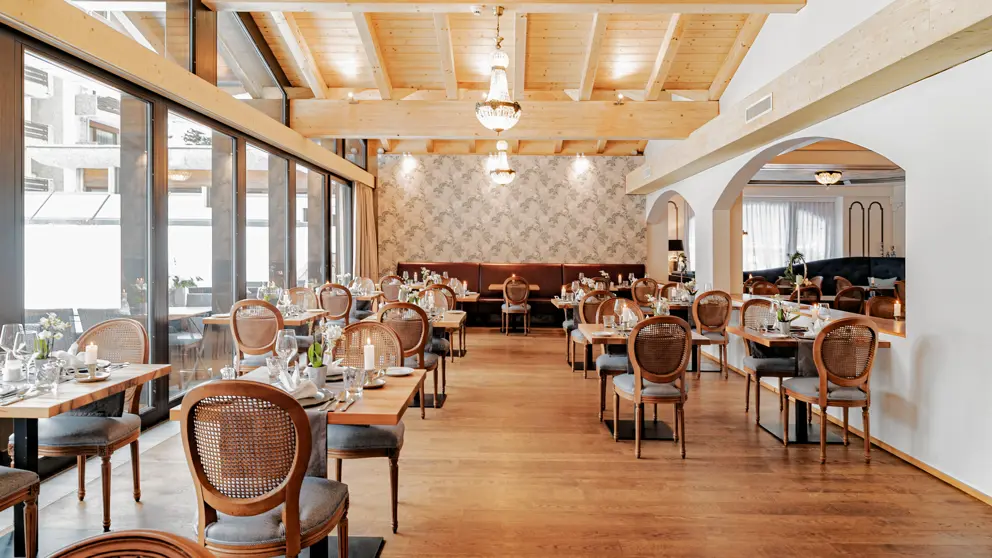 Hotel Mirabeau Zermatt Restaurant Veranda [6]