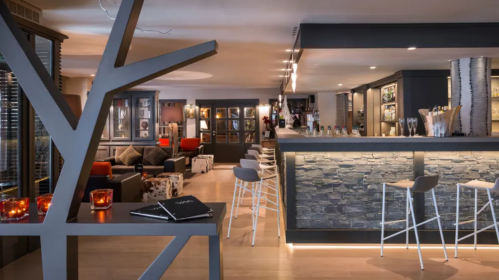 Village Montana Hotel Tignes Bar 3 [5]