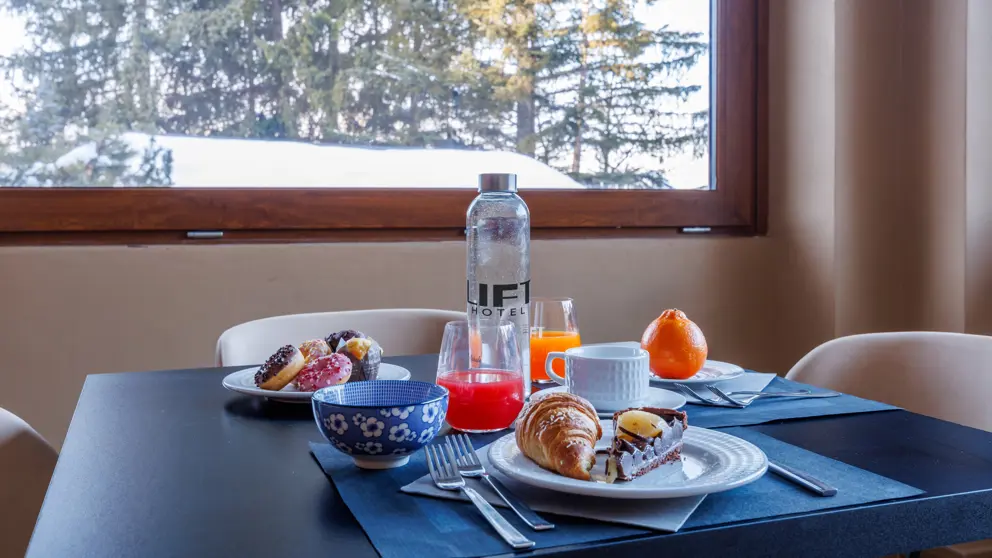 Lift Hotel Sauze Doulx Restaurant [9]
