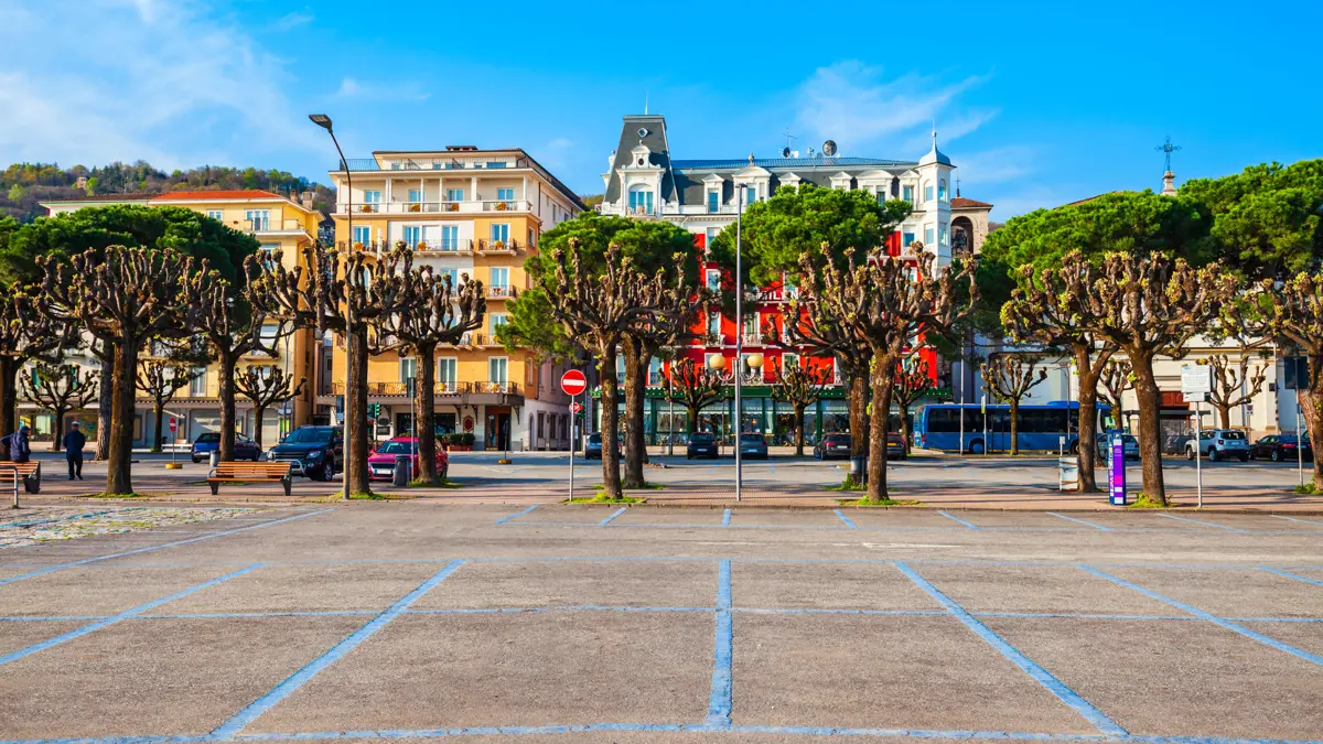 Stresa, Lake Maggiore, Hotel Milan Au Lac In Town Centre