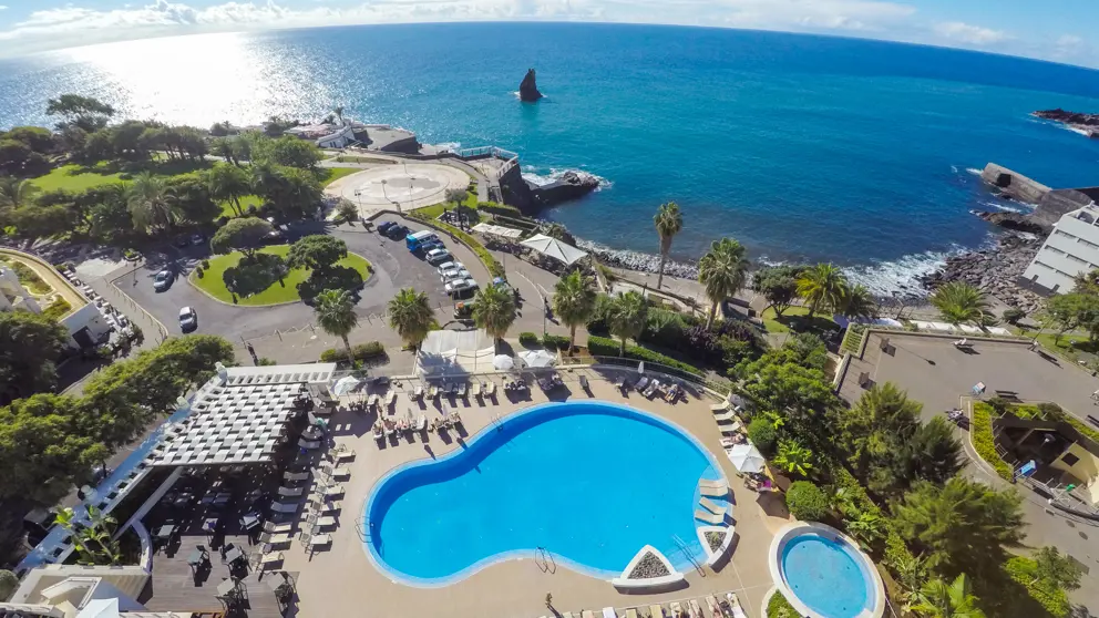 Melia Madeira Mare Resort Spa Funchal Outdoor Swimming Pool [2]