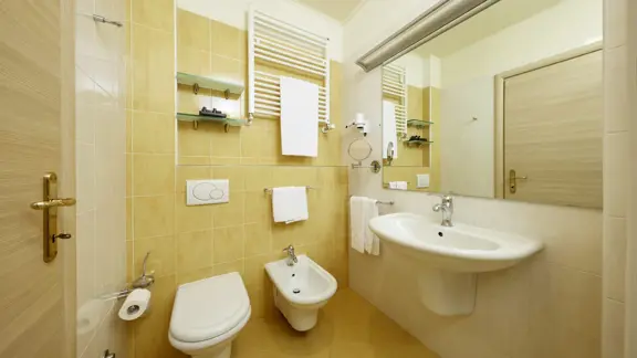 Superior Villa Lucia Room Bathroom