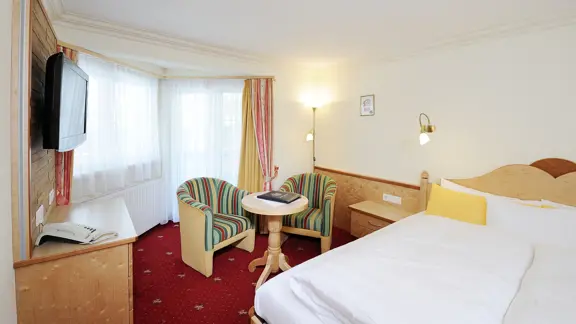 Standard Austrian twin