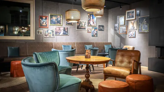 Revier Mountain Lodge Saas Fee Kamin Lounge
