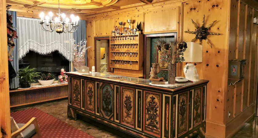 Hotel La Plaza, Corvara, Reception [8]