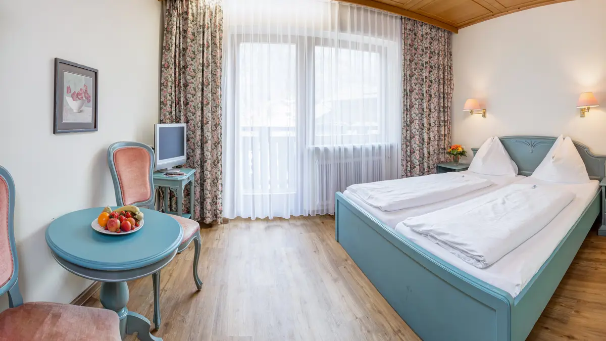 Pension Nordstern Mayrhofen Example Austrian Twin Room