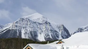 Lake Louise Inn Lake Louise Ski Big 3 Exterior