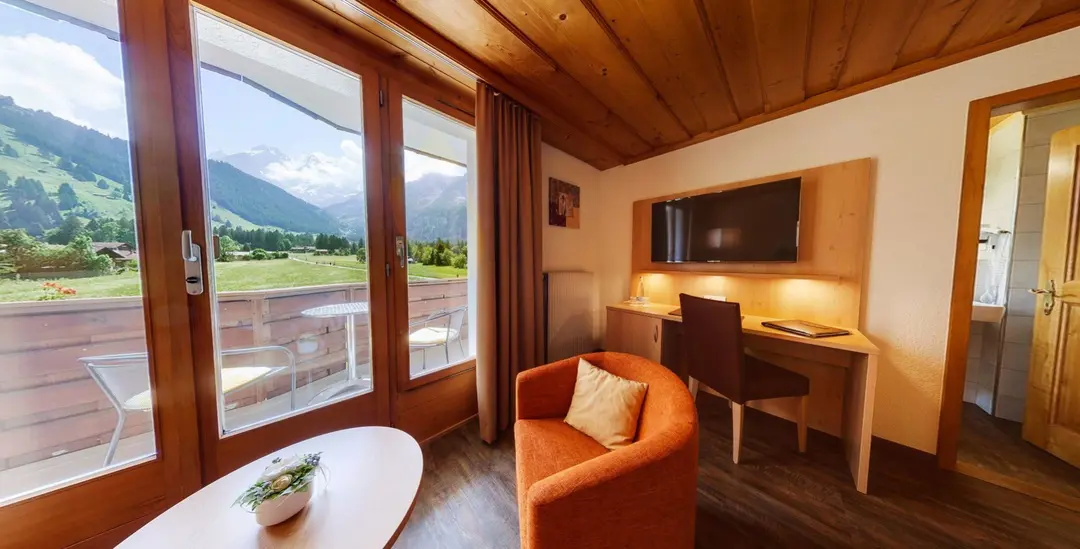 Hotel Bernerhof Kandersteg Superior Lounge Room