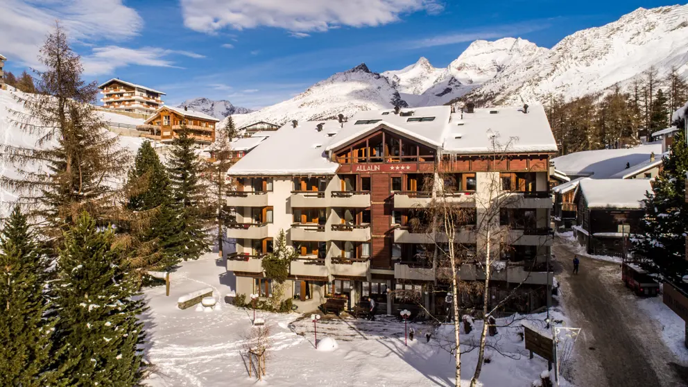 Hotel Allalin Exterior Dec 2020 Puzzle Media 0027 [9]