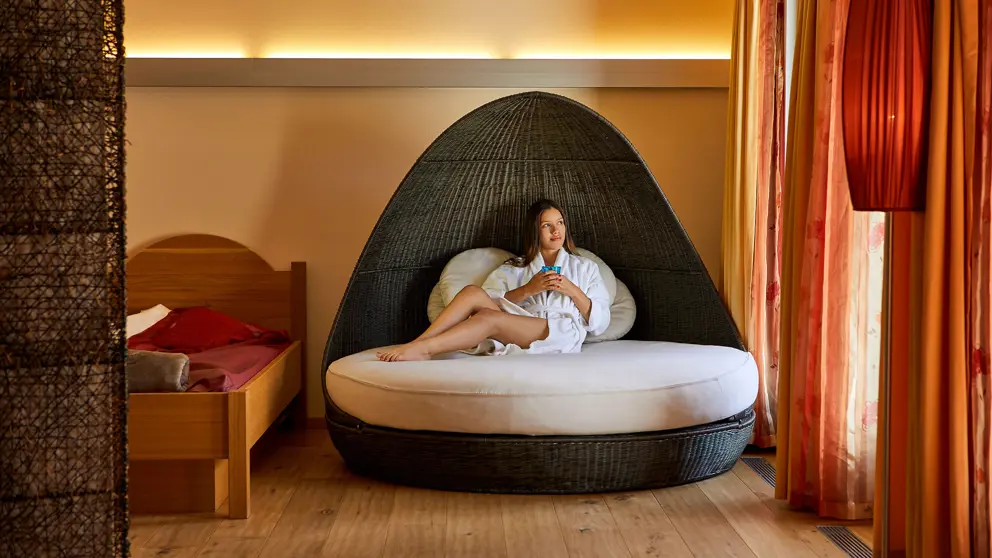 Inghams Italy Dolomites Colfosco Hotel Mezdi Relaxation Area [5]