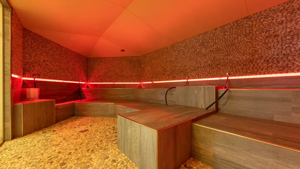 Sporthotel Strass Mayrhofen Steam Room Copyright Becknaphoto [4]