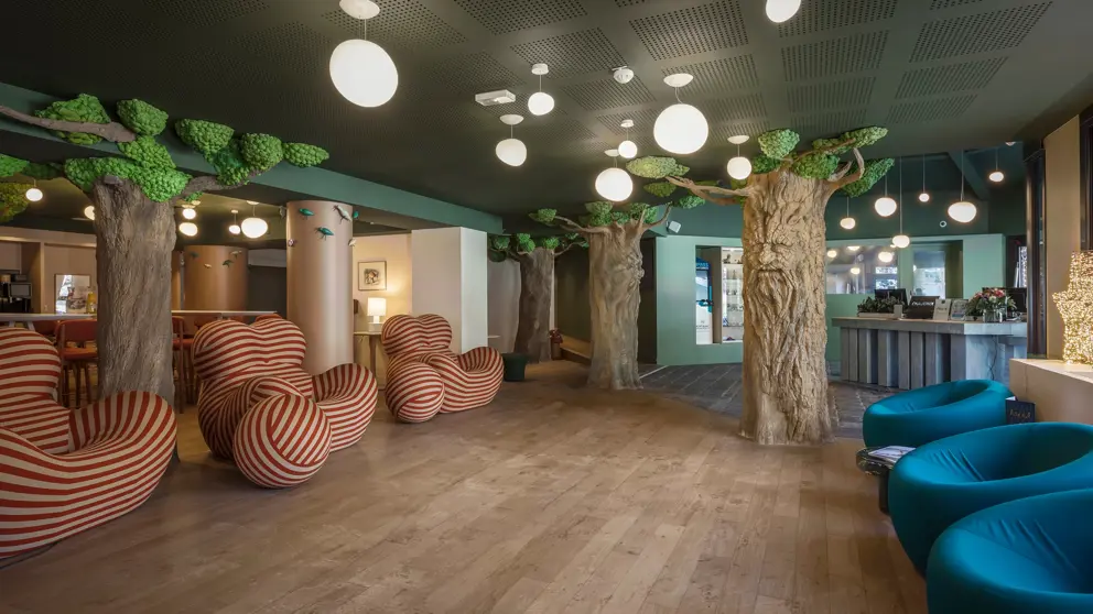 Hotel Lykke Chamonix Reception [5]