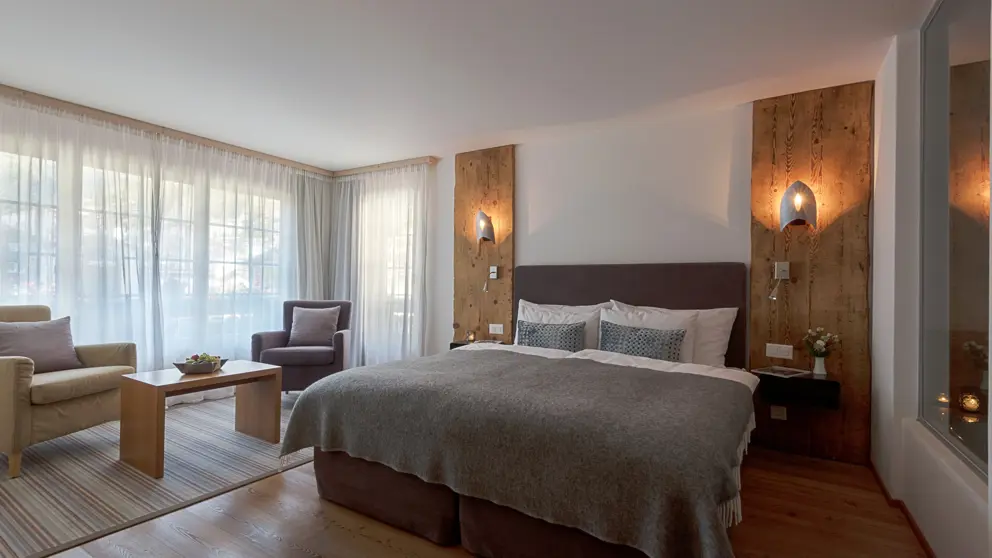 Le Mirabeau Hotel And Spa Zermatt Alpine Junior Suite With Matterhorn View 2 [8]