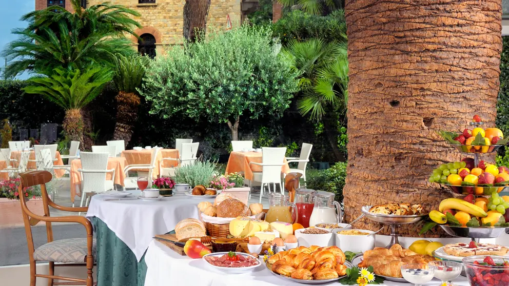 Hotel Regina Elena, Portofino, Outdoor Breakfast Spread [2]