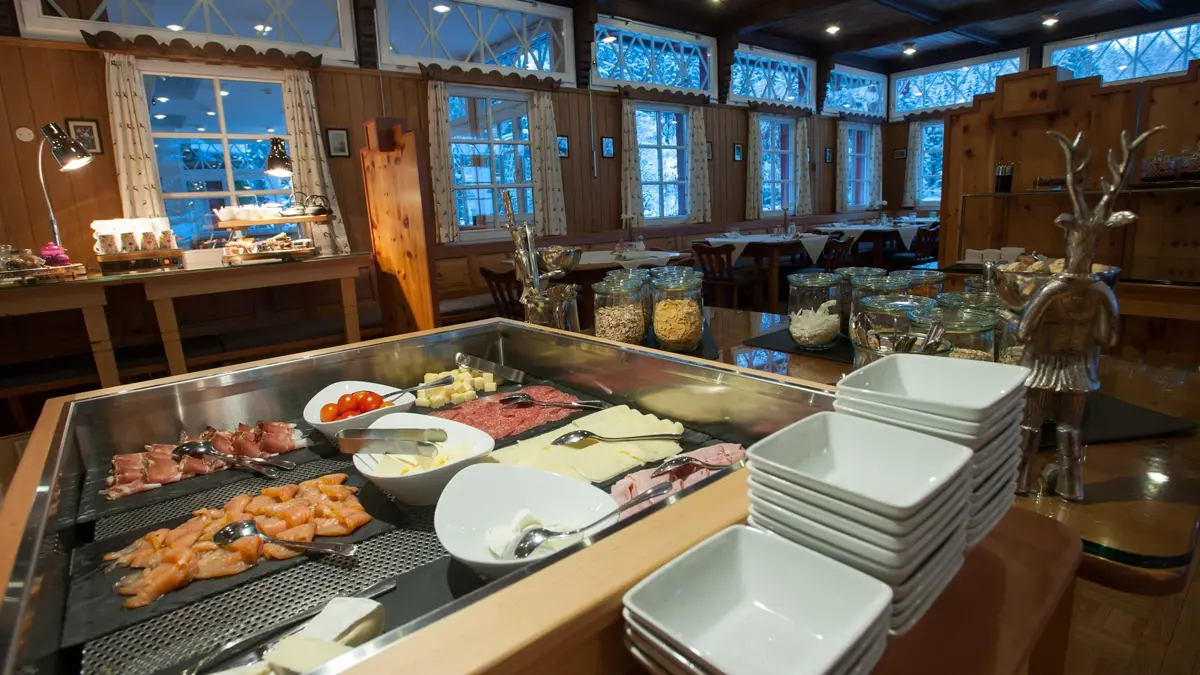 Parkhotel Sole Paradiso Drei Zinnen Dolomites Italy Buffet