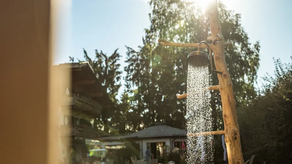 Hotel Flora Ellmau Outdoor Shower [8]