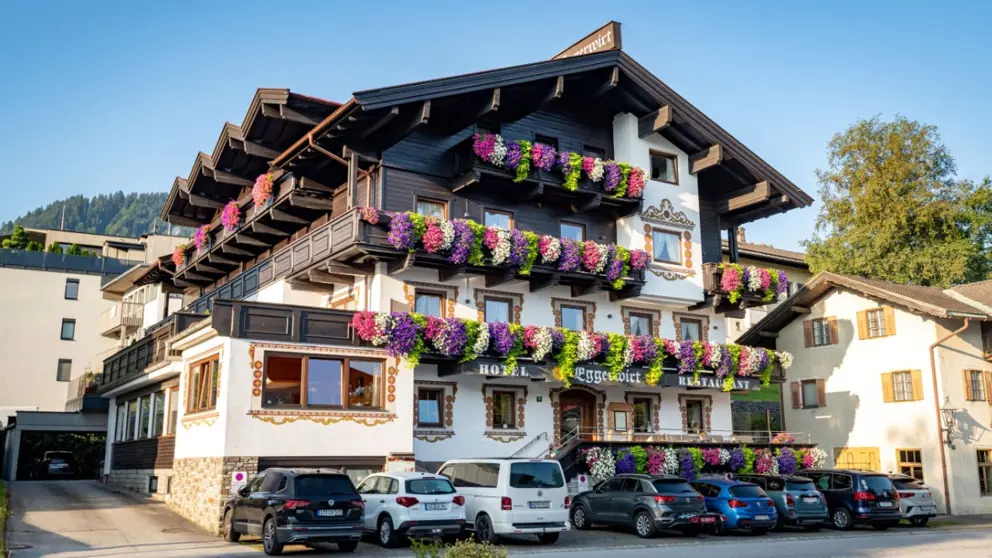 Hotel Eggerwirt Exterior Summer [2]