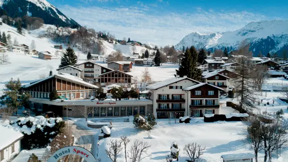 Hotel Sport Klosters Exterior Winter 2