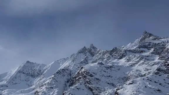 Saas Fee Switzerland Mountain Range.Jpg