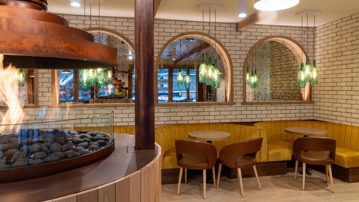 Hotel Canoe And Suites Banff Sudden Sally Eatery (1)