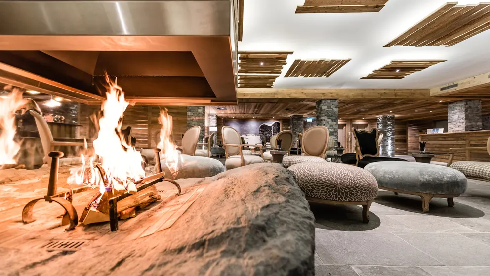 Hotel 4 Valleys Nendaz Lobby [4]