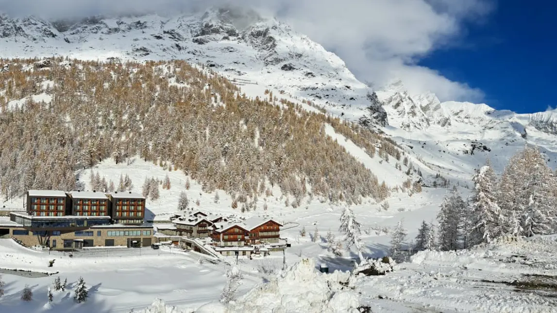 Italy Aosta Valley Cervinia Vretreats Exterior