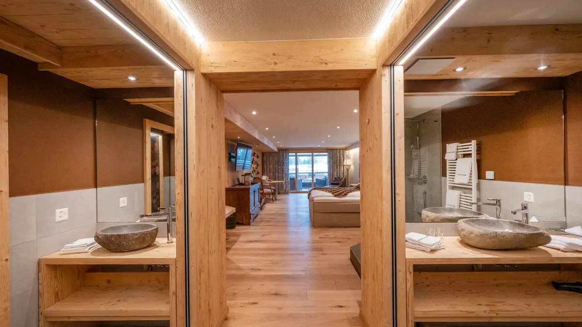 Waldhotel Doldenhorn Kandersteg Junior Suite
