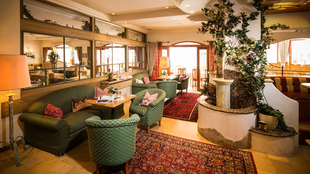 Hotel Hanneshof Filzmoos Lobby [1]