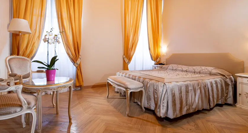 Grand Hotel Menaggio, Lake Como, Bedroom