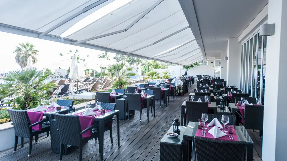 Melia Madeira Mare Resort Spa Funchal Pool Restaurant O Ilheu [6]