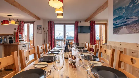 Chalet Etoile De Neige Alpe d'Huez Dining (1)