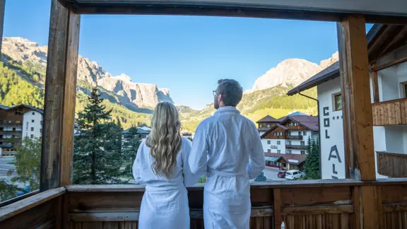 Inghams Italy Dolomites Corvara Hotel Col Alto Views
