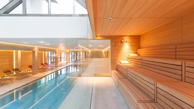 Hotel Tyrolerhof Solden Swimming Pool [2]