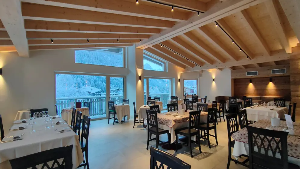 Italy, Madonna Di Campiglio, Hotel Ideal, Restaurant [5]