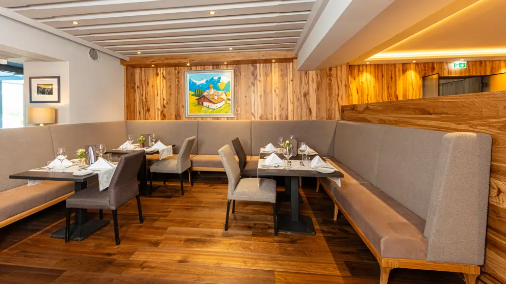 Aktivhotel Schweizerhof Kitzbuhel Dining Area 2 [4]