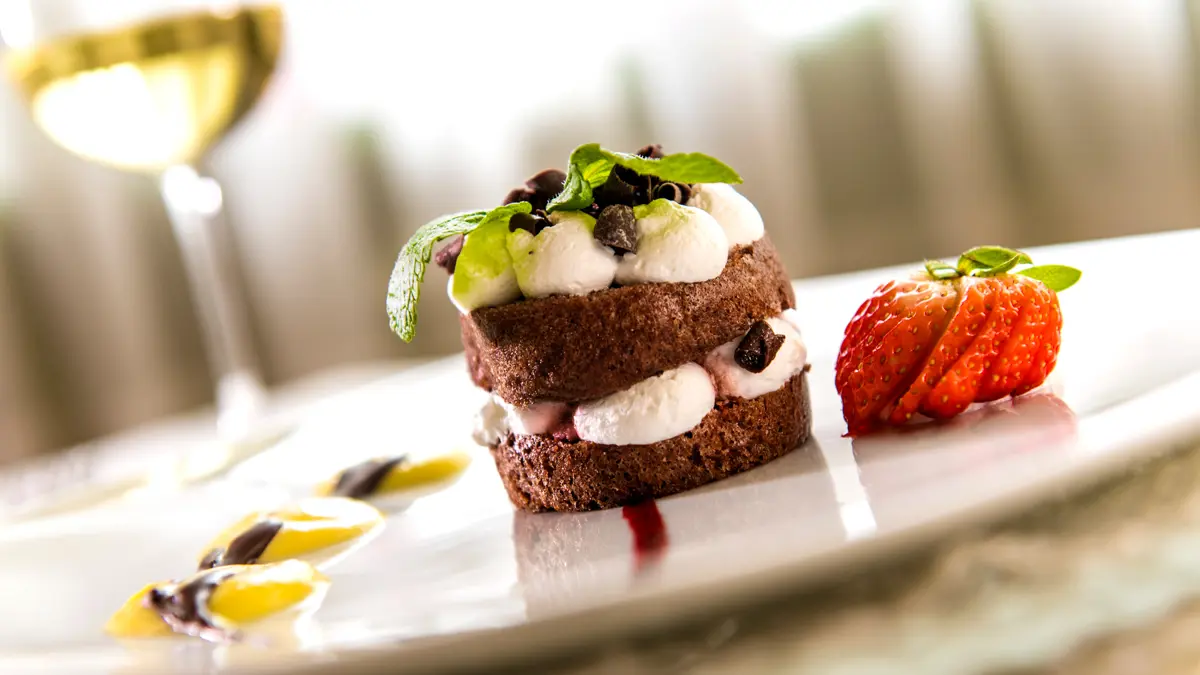 Inghams Italy Domolimtes Canazei Hotel La Perla Dessert