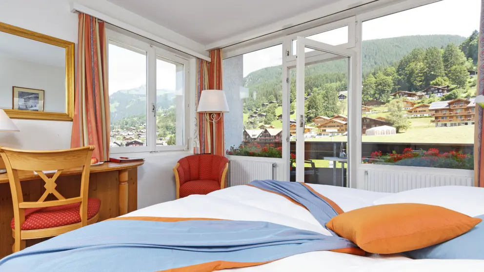 Derby Swiss Quality Hotel Grindelwald Typical Cosy Double Room [7]