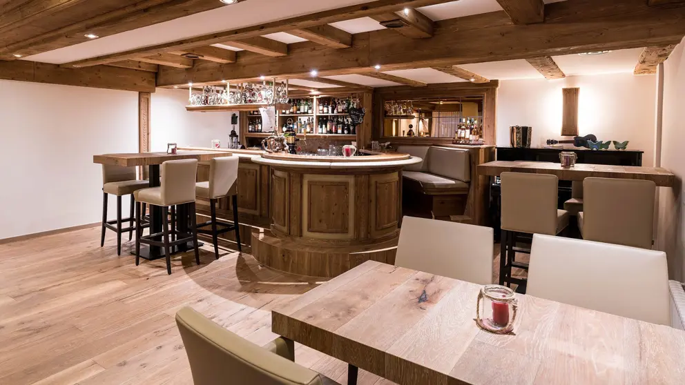 Hotel Butterfly Zermatt Bar And Lounge [6]
