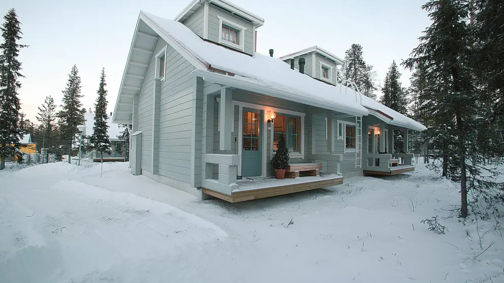 Yllas Log Cabins Yllas Flat Log Cabin Exterior Reporanka 2Bedroom [4]