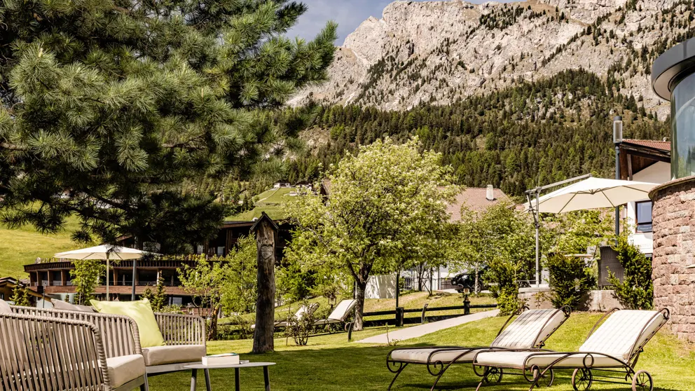 Italy, Dolomites, Selva, Hotel Mignon, Garden [2]